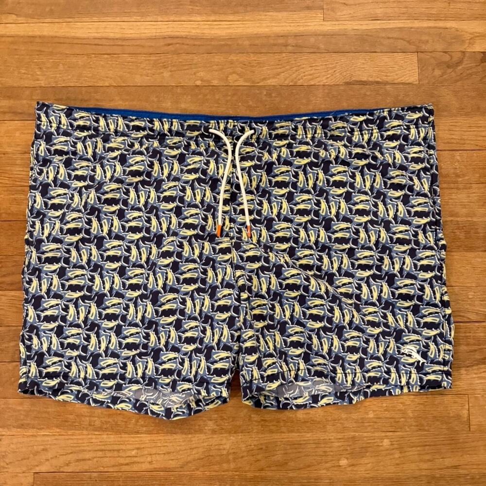 Tommy Bahama blue yellow swim trunks size 2XL
b46
